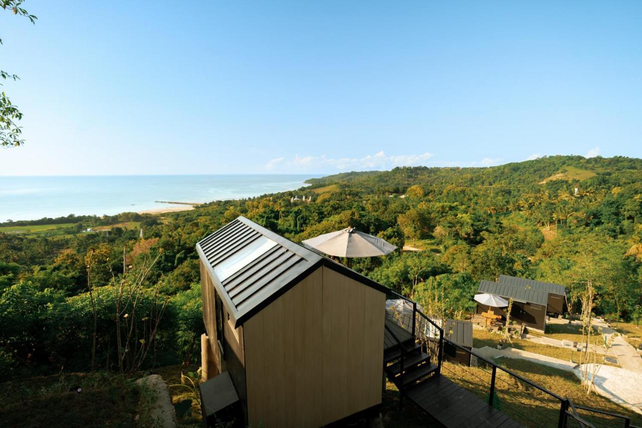 Bobocabin Umarato, Sumba Вайкабубак Экстерьер фото